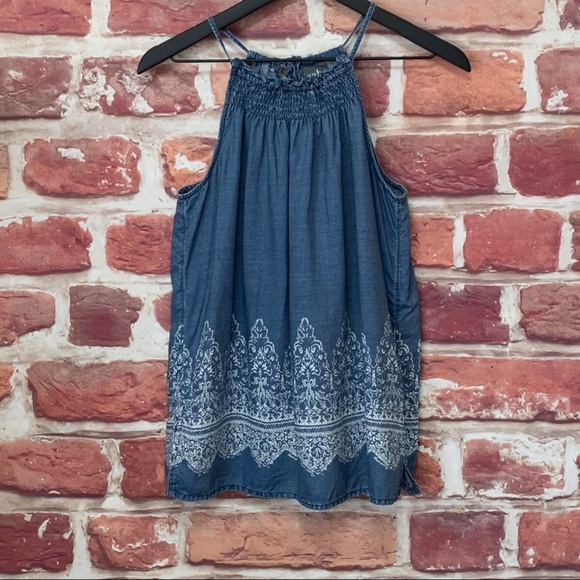 Soho Tops - SOHO JEANS BLUE & WHITE CHAMBRAY DENIM BOHO SMOCKED HALTER TIE NECK TOP